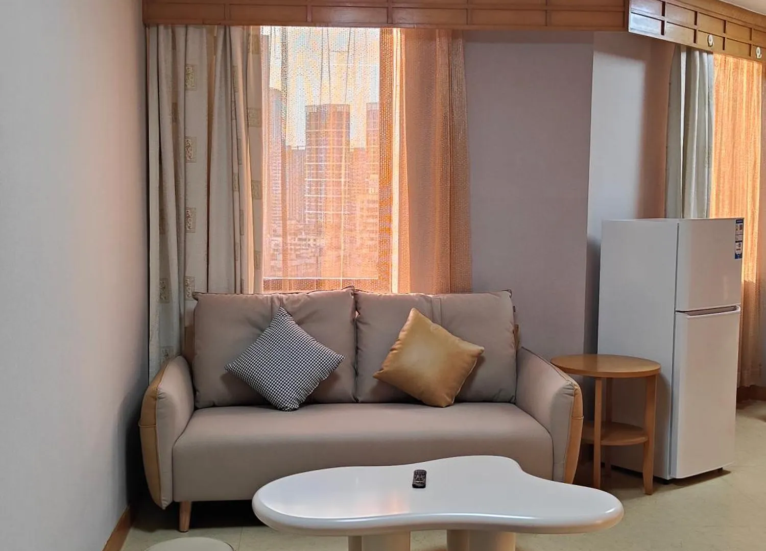 Guangdong Hotel Zhuhai 4*,  China
